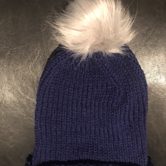 Pom Pom beanies - Picture 5 of 10